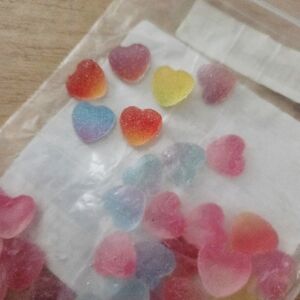 20 Pcs Mini Hearts Charm
